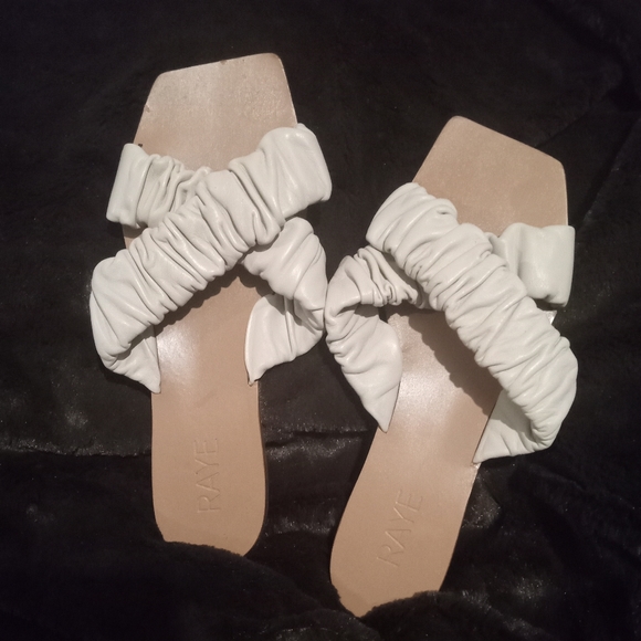 Raye Sandals - Picture 2 of 5